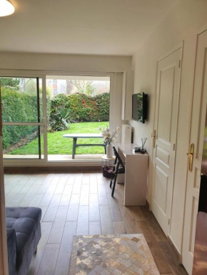 Appartement avec jardin privé - 2 à 4 voyageur(s)